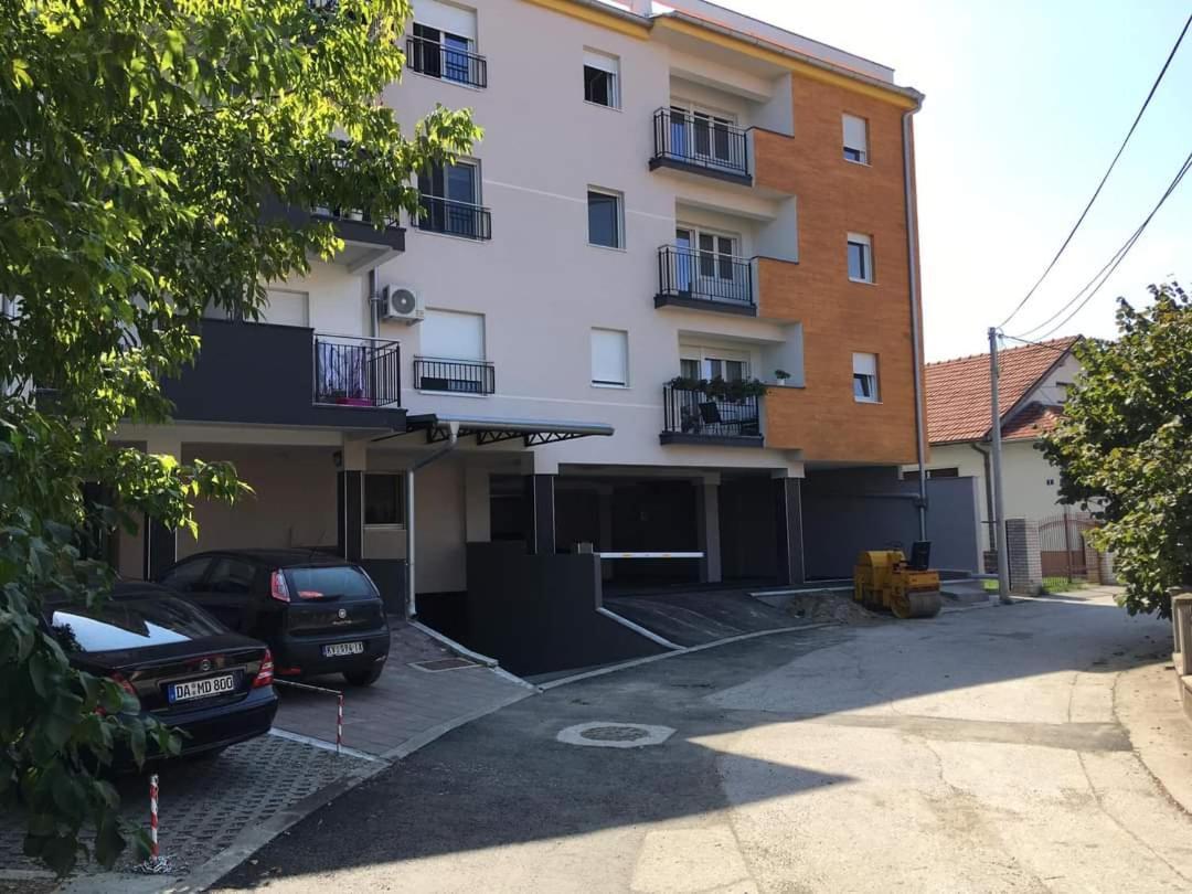 Apartmani S - Dsn Кралево Екстериор снимка