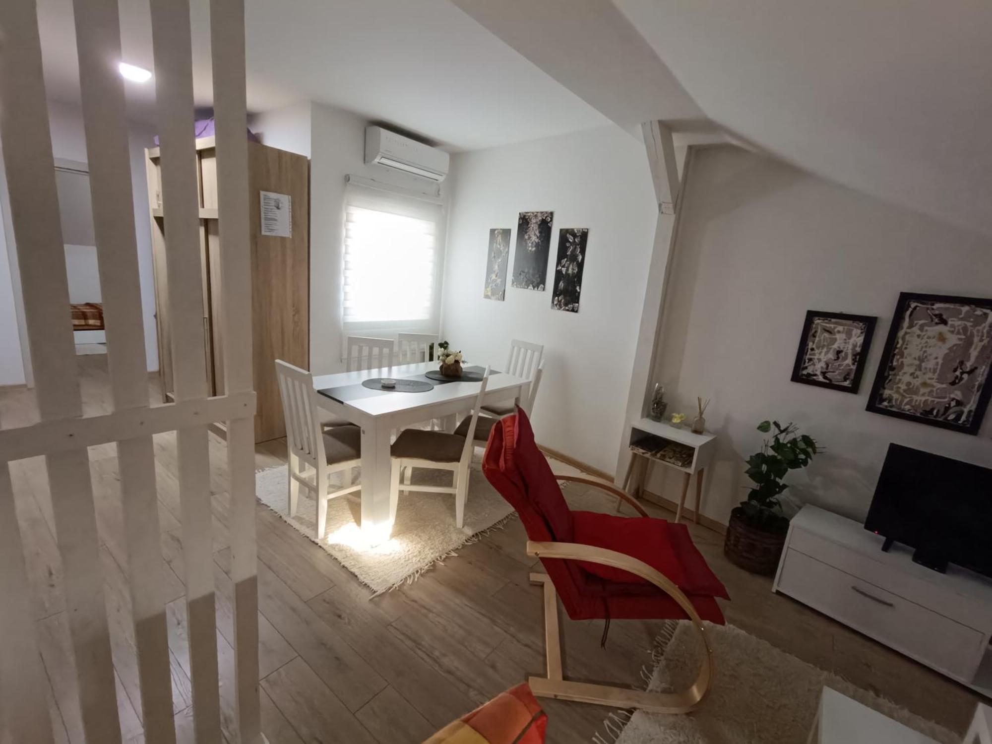 Apartmani S - Dsn Кралево Екстериор снимка
